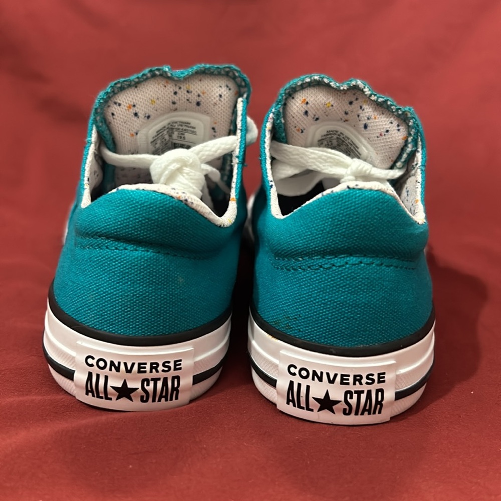 Converse Kid’s / Juniors CTAS Madison Low Canvas Turbo Green Sneakers 666374F - Picture 6 of 9
